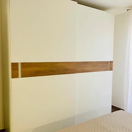 아파트 Koda House *